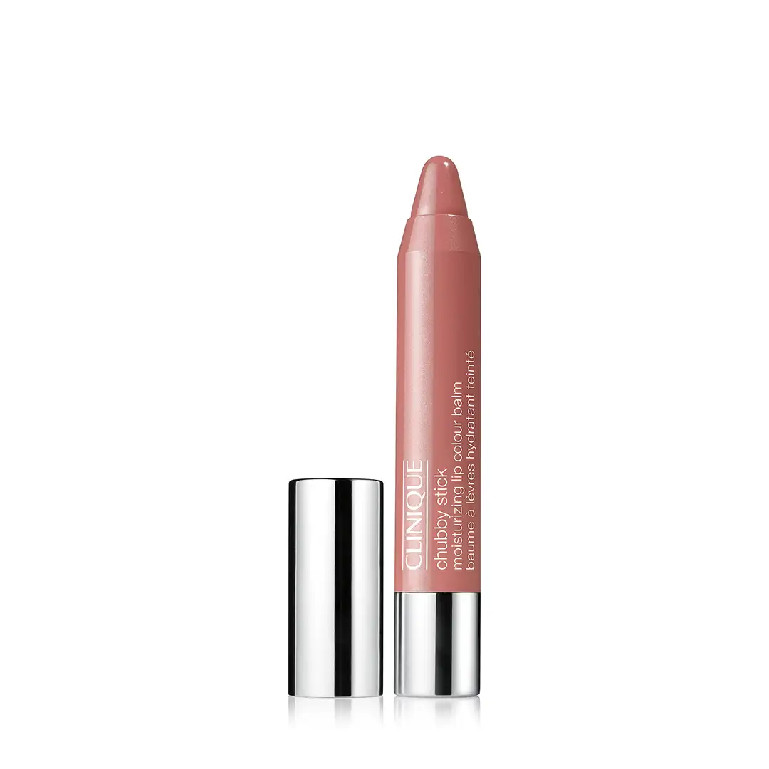 CHUBBY STICK MOISTURIZING LIP COLOUR, CURVIEST CARAMEL